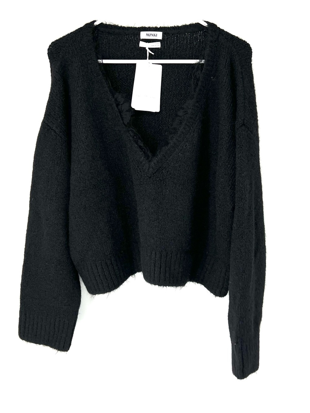 Monki NWT women’s medium sweater